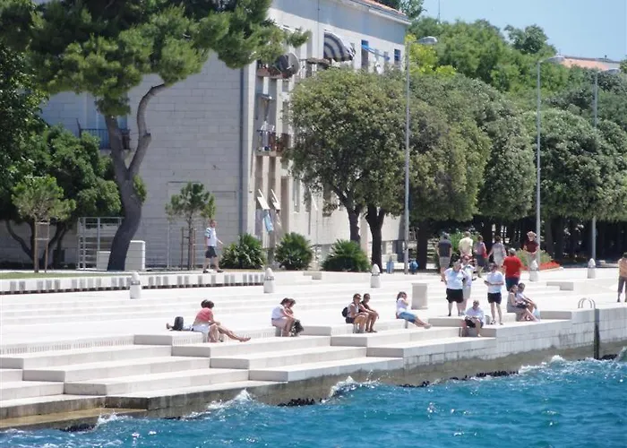 Penzion Guest Neno 3*