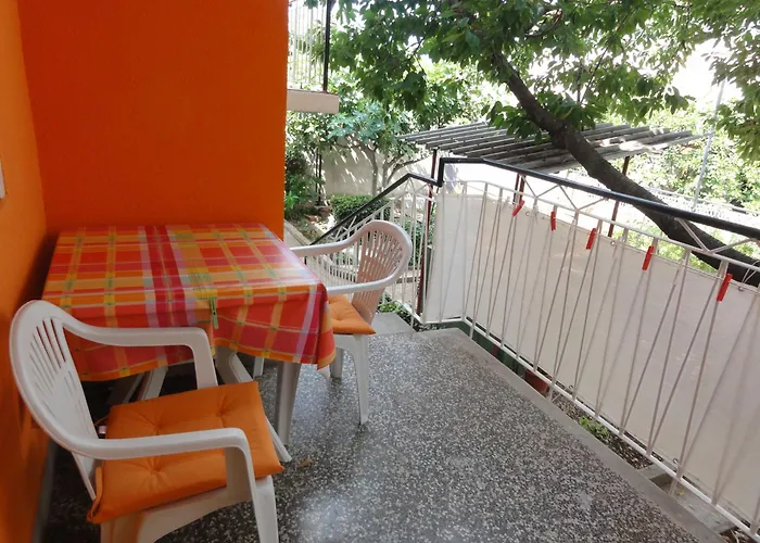 Guest house Guest Neno Zadar