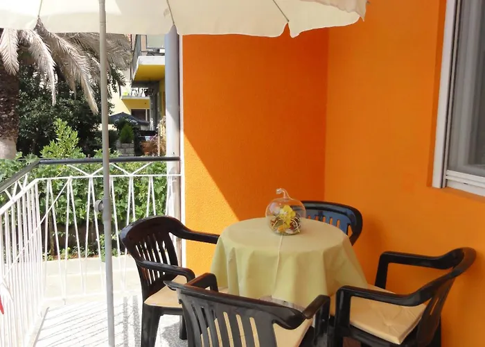 Guest Neno Guest house 3*