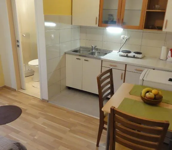 Guest Neno Guest house 3*